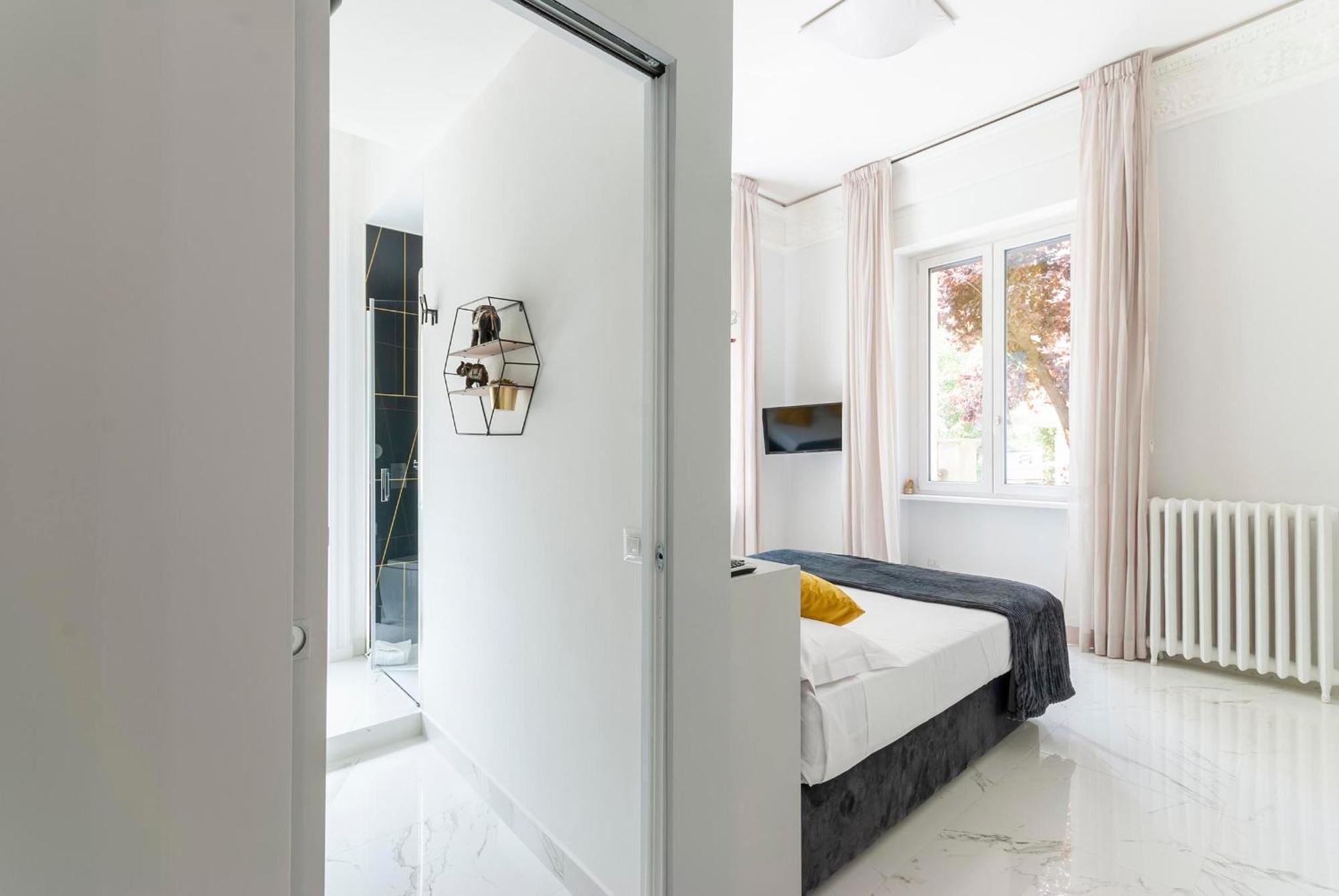 Bea Suites Luxury Rooms Rom Eksteriør billede